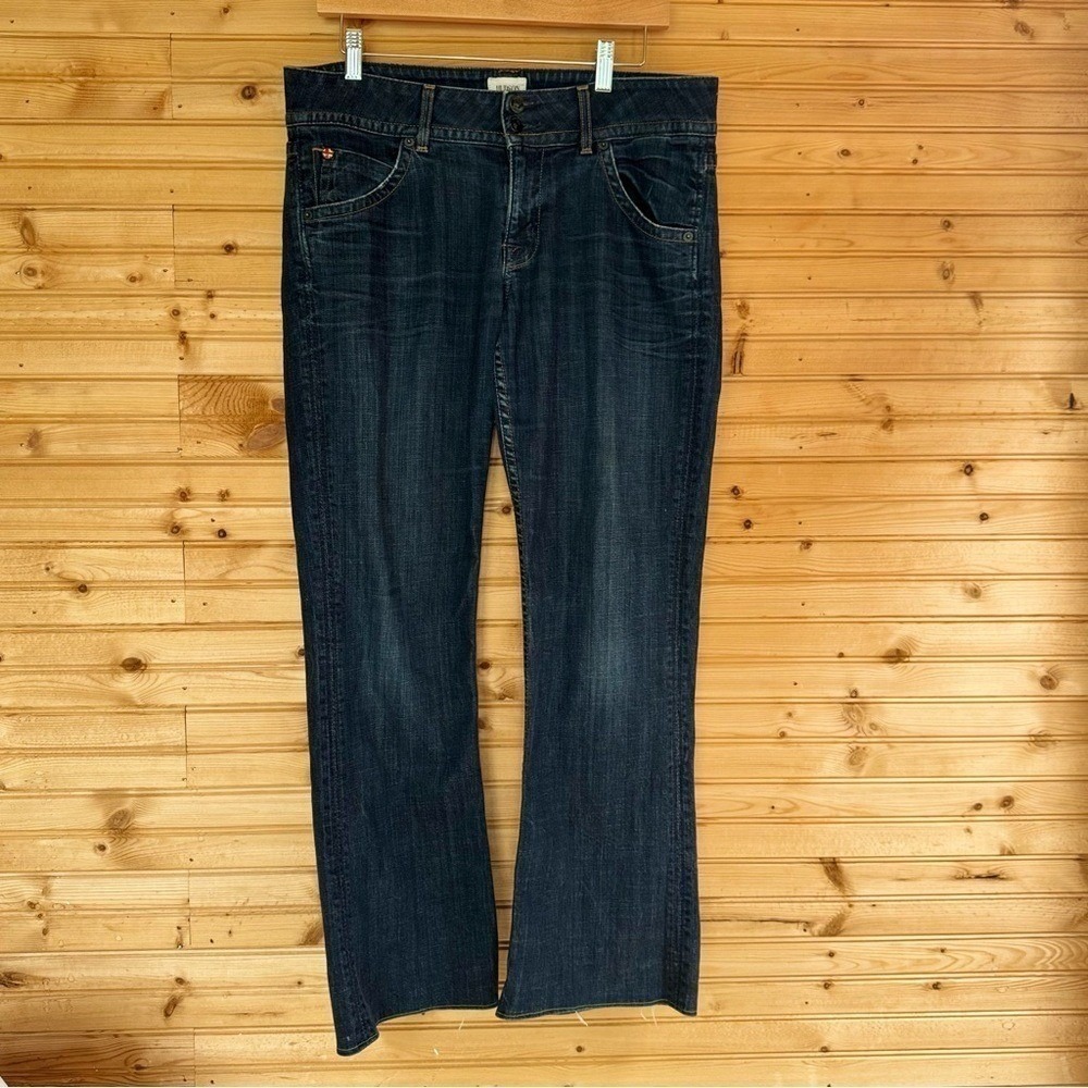 Hudson Signature Boot Cut Dark Blue Jeans Premium Denim Size 31 Capsule Classy